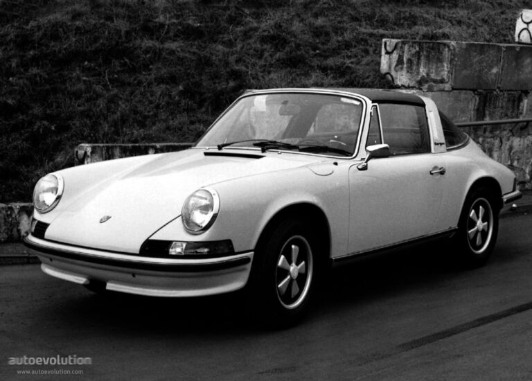 PORSCHE 911 Targa (901) 1967-1973