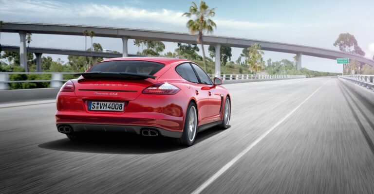 PORSCHE Panamera GTS (970) 2011-2013