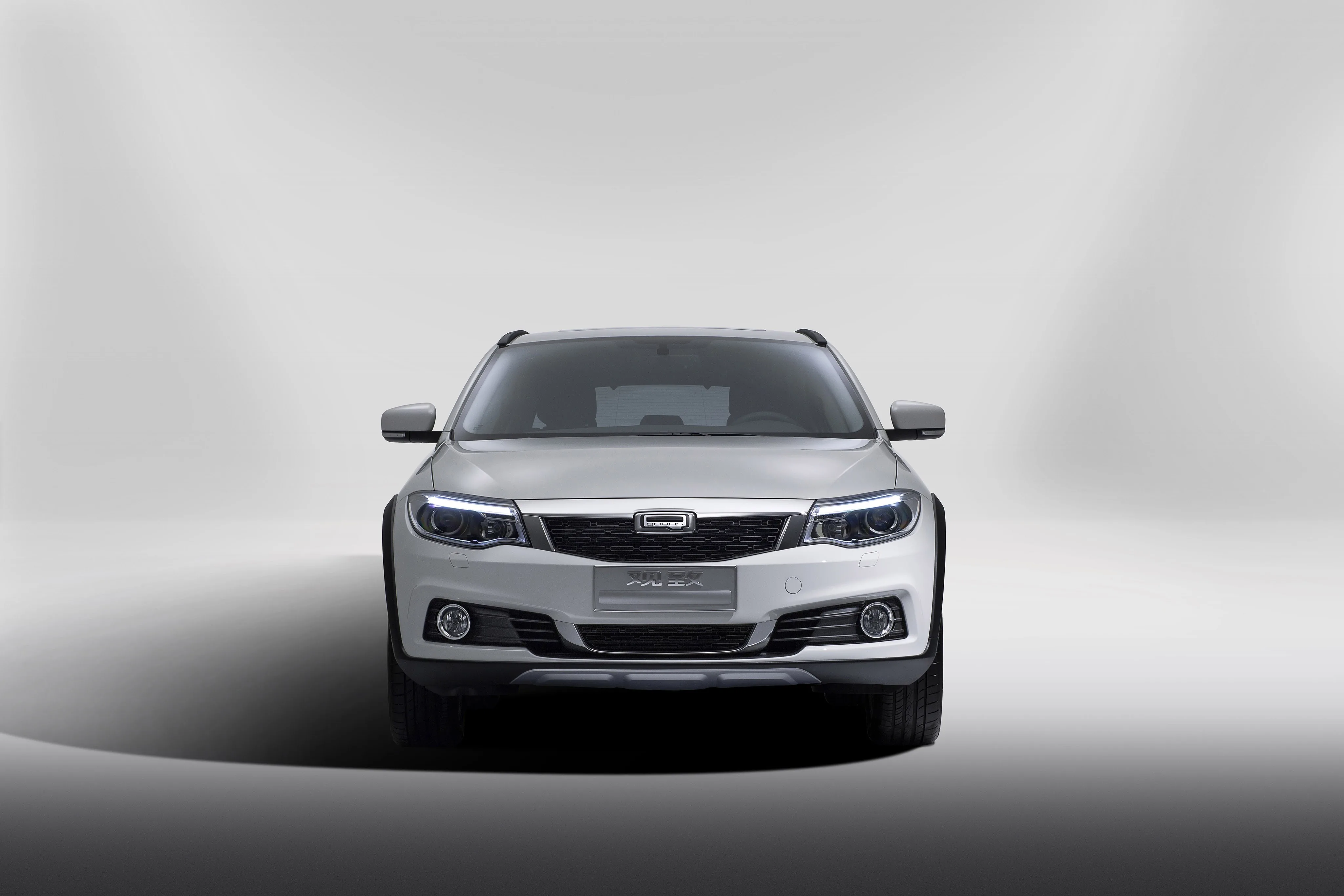 QOROS-3-City-SUV-5641_10-1.jpeg