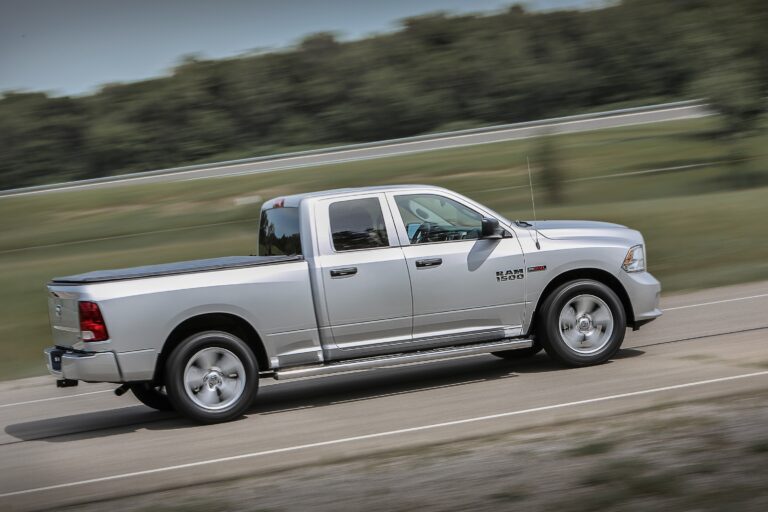RAM Trucks 1500 Quad Cab 2015-2018