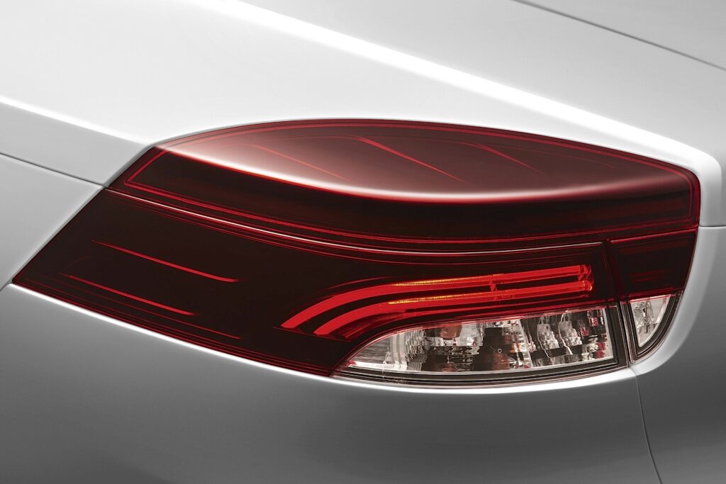 RENAULT Megane Coupe - Cabrio 2010-2013