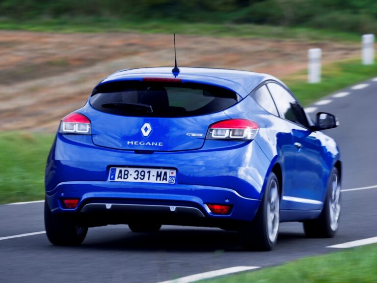 RENAULT Megane GT 3 drzwiowe 2013-2015