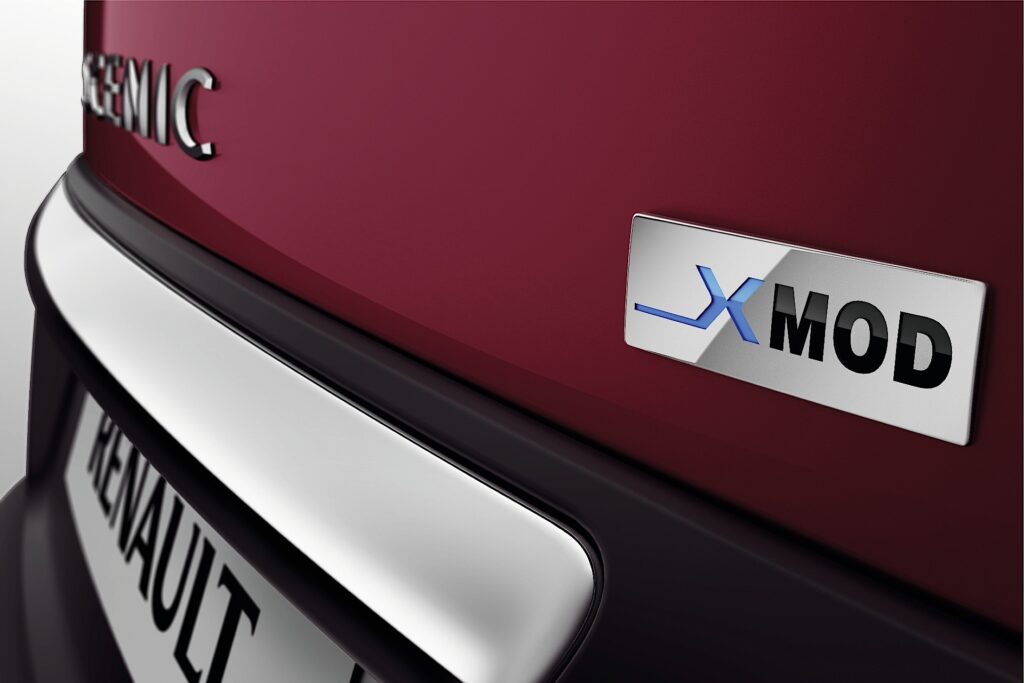 RENAULT Scenic XMOD 2013-Present
