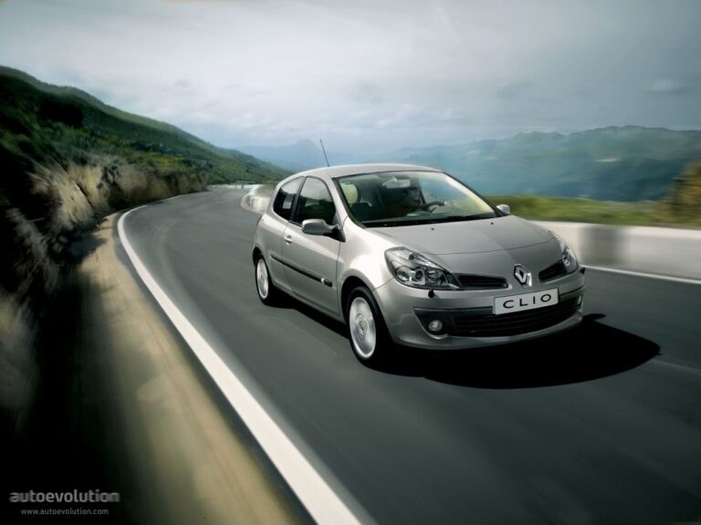 RENAULT Clio 3 drzwiowe 2006-2009