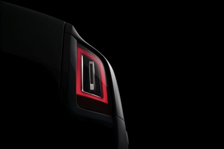 ROLLS-ROYCE Cullinan 2018-Present