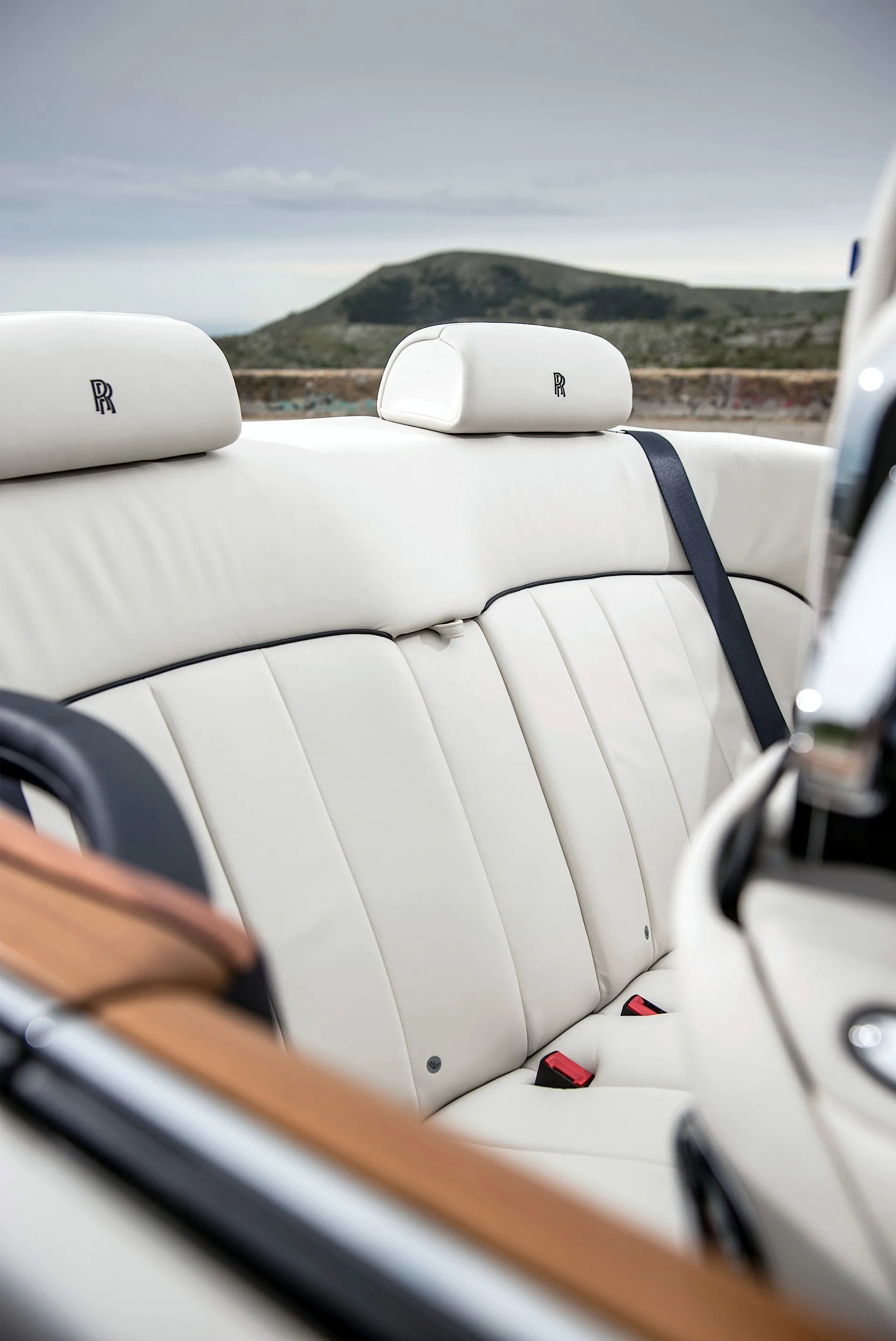 ROLLS-ROYCE-Phantom-Drophead-Coupe-1286_39.jpg