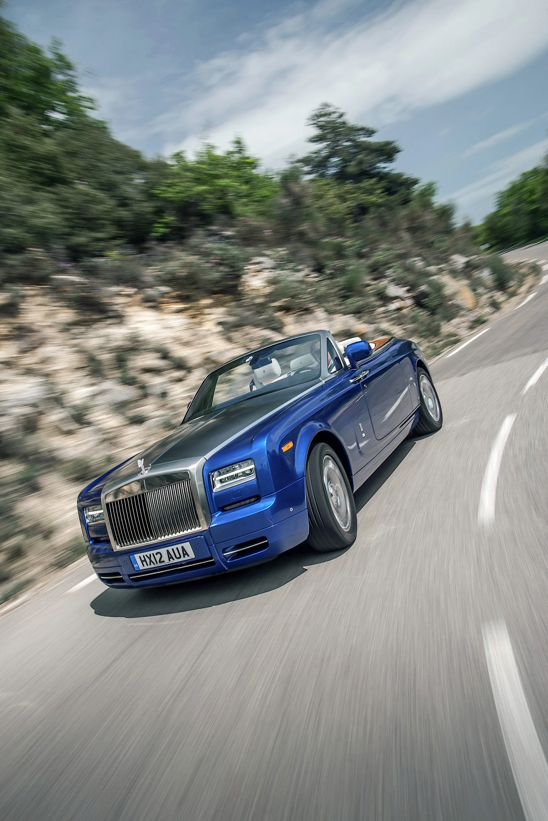 ROLLS-ROYCE-Phantom-Drophead-Coupe-1286_44.jpg