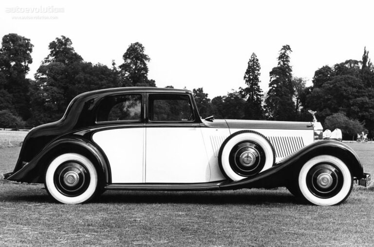 ROLLS-ROYCE Phantom II Continental Sports Saloon by Barker 1930-1936