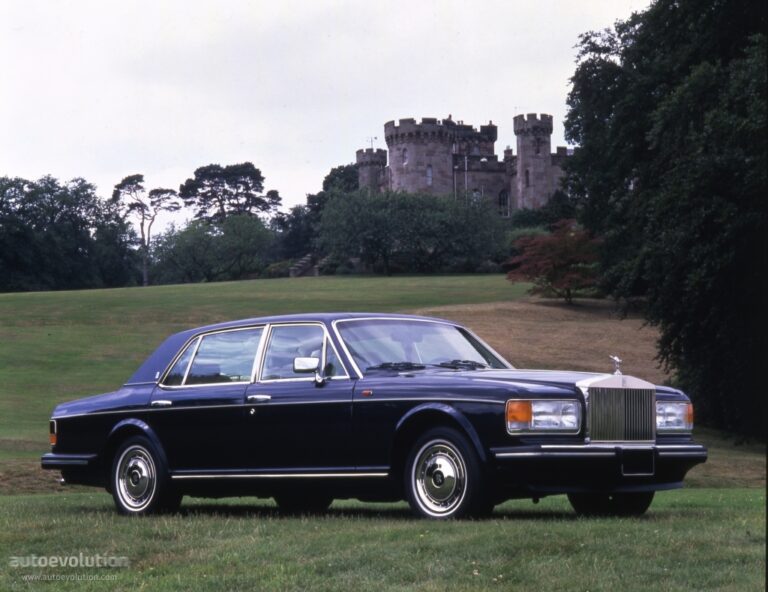 ROLLS-ROYCE Silver Spur 1995-1998
