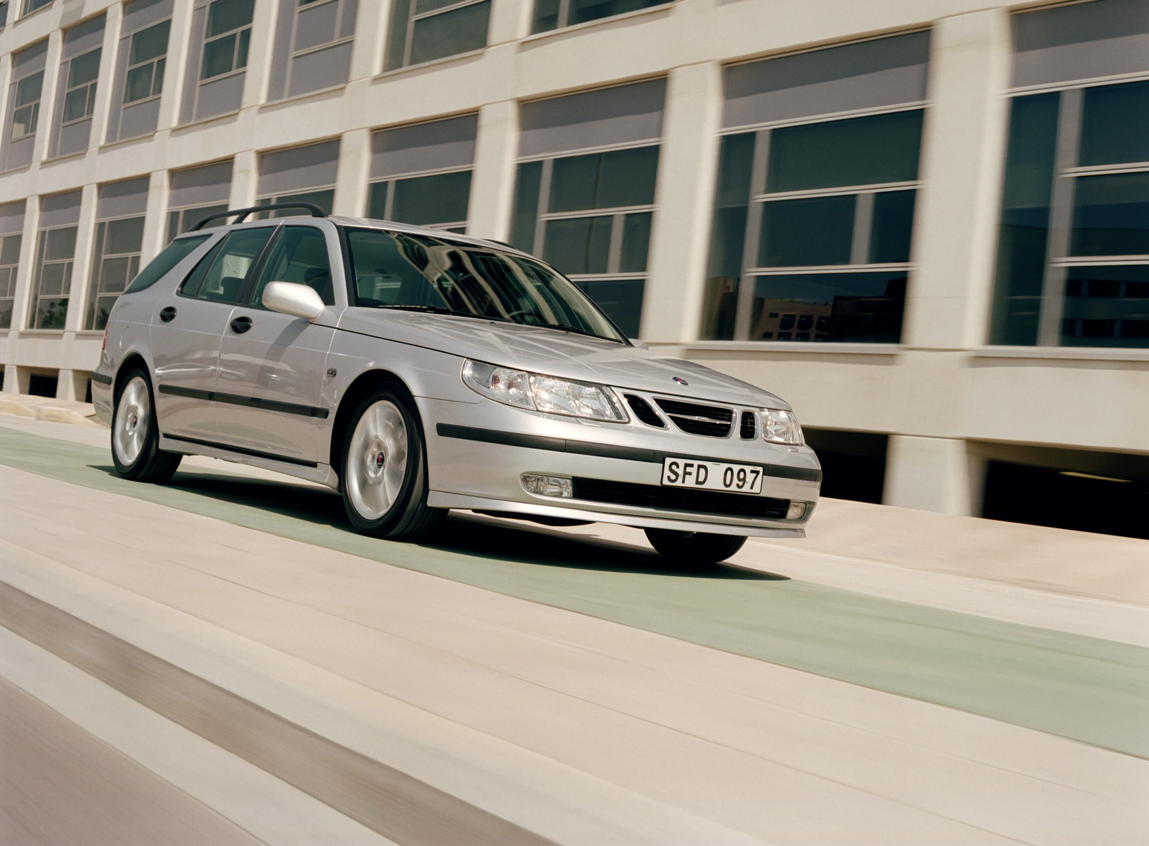 SAAB-9-5-SportCombi-1888_54.jpeg