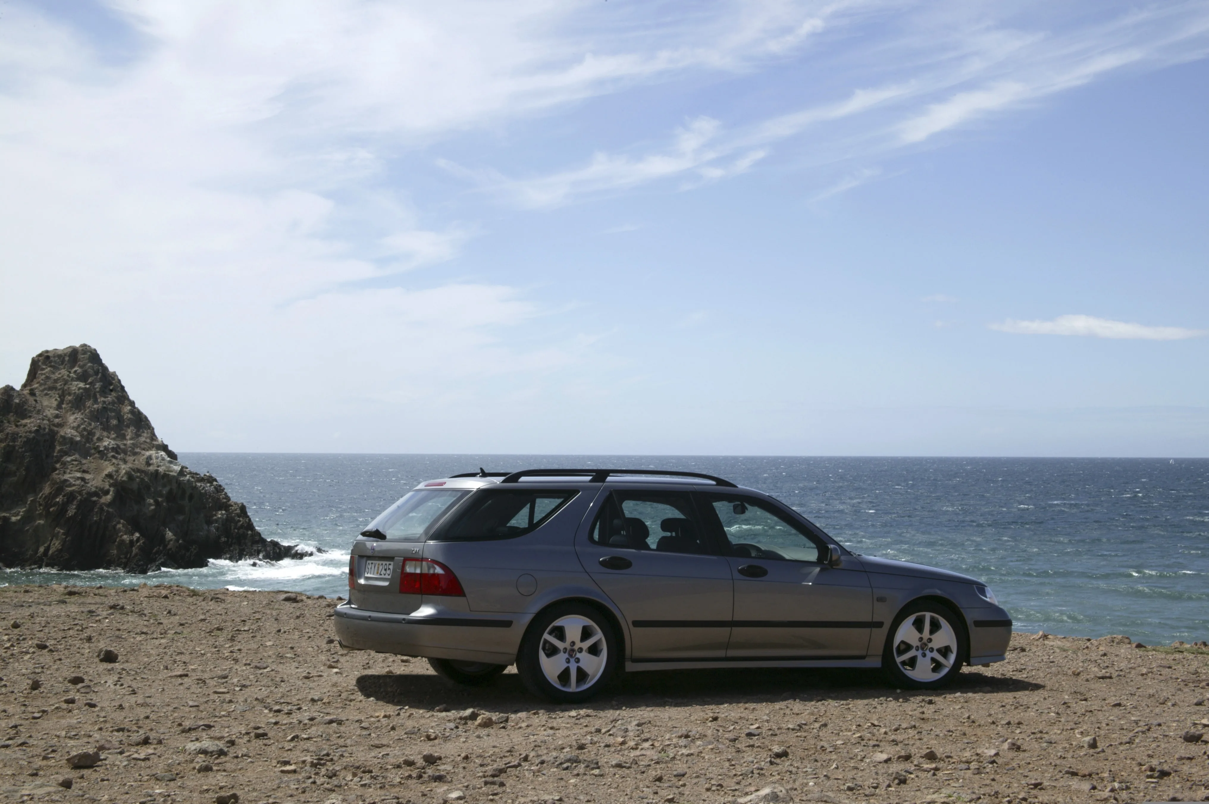 SAAB-9-5-SportCombi-1888_64.jpeg