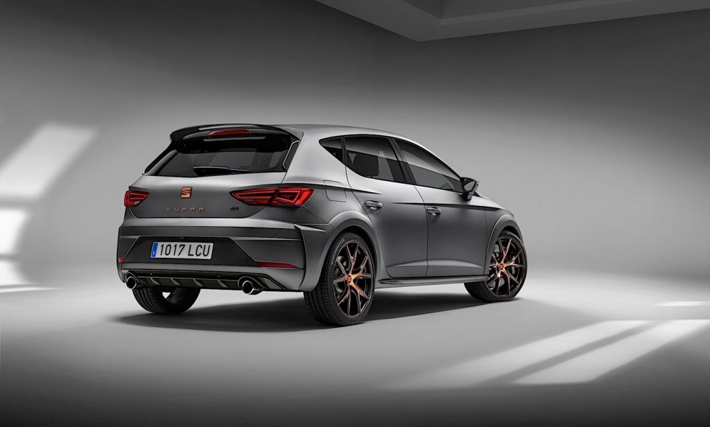 SEAT Leon Cupra R 2017-Present