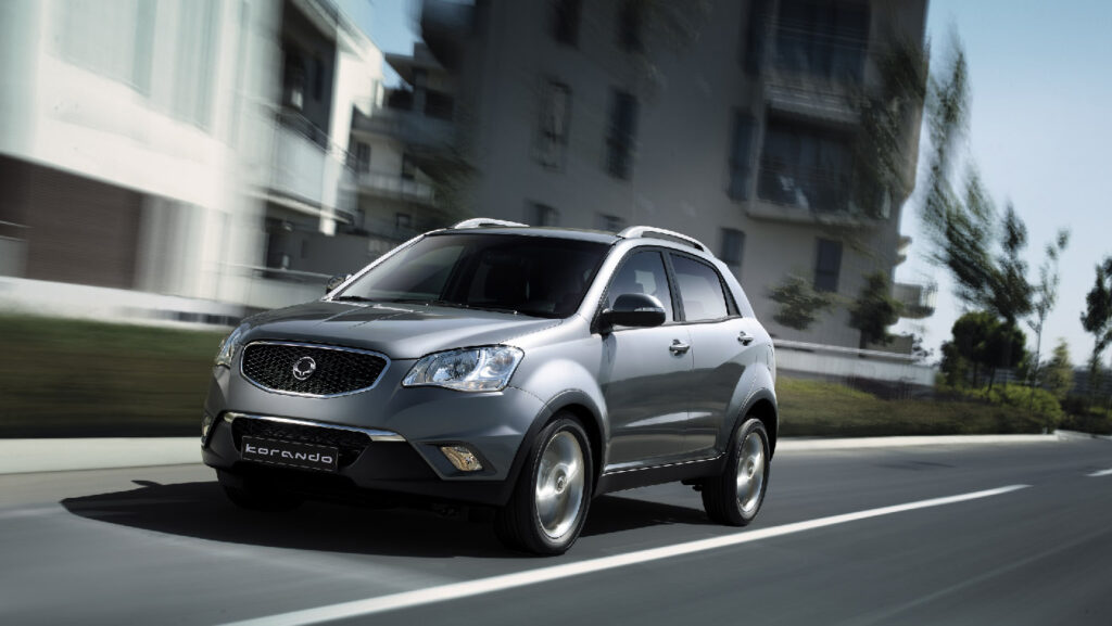SSANGYONG Korando 2010-2013