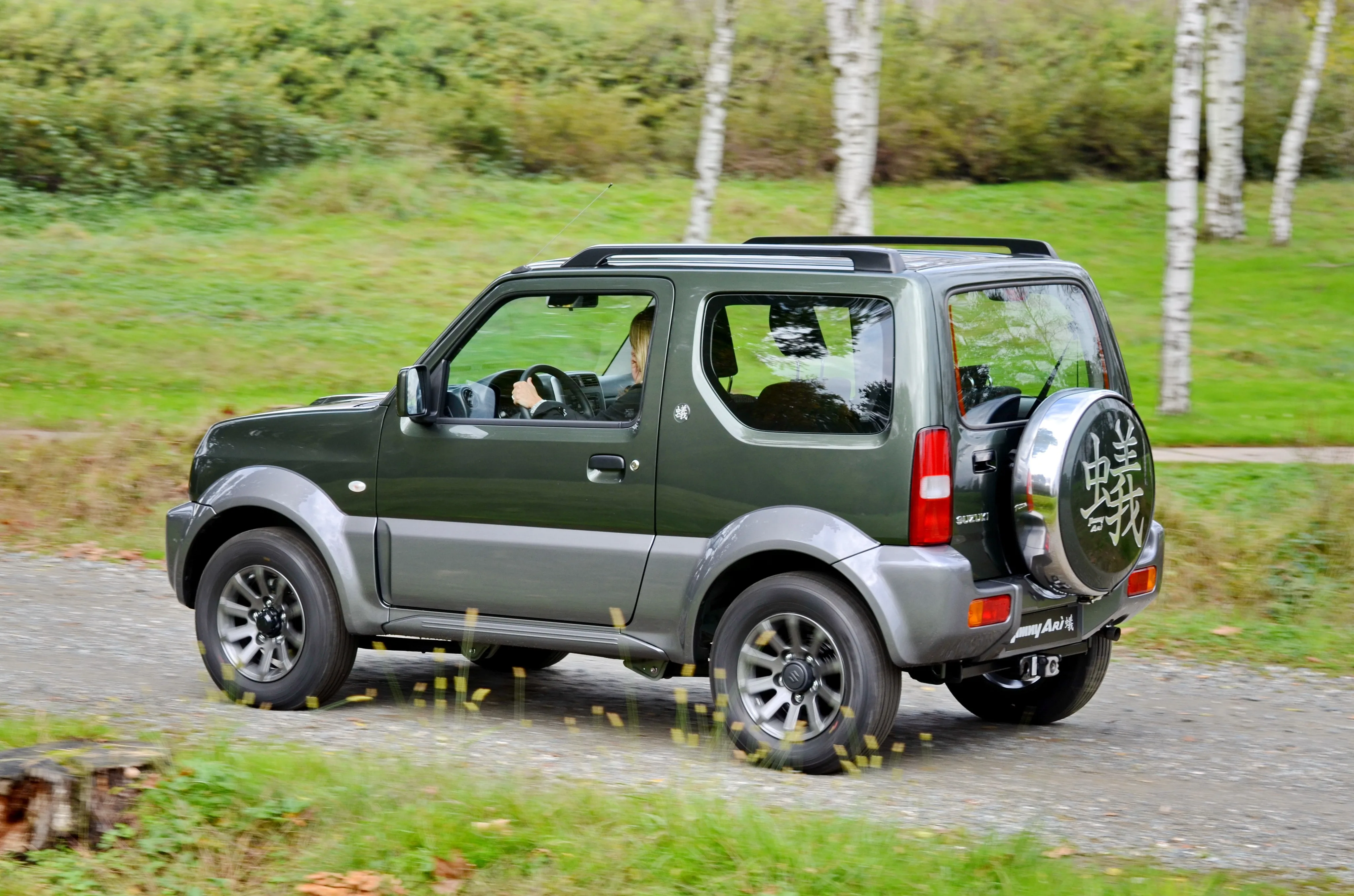 SUZUKI-Jimny-5386_45.jpg