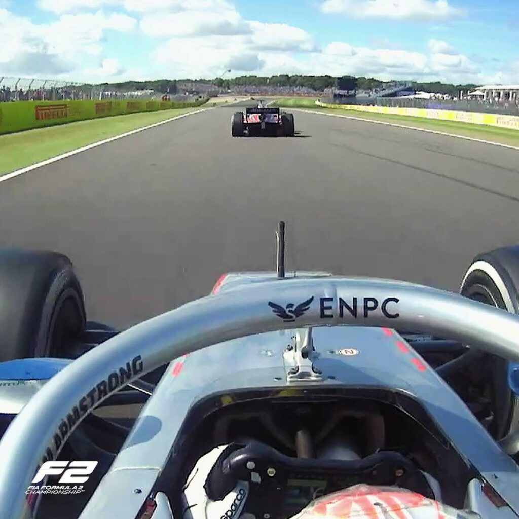 Marti triumfuje w niezwykłym sprincie F2 w Bahrajnie