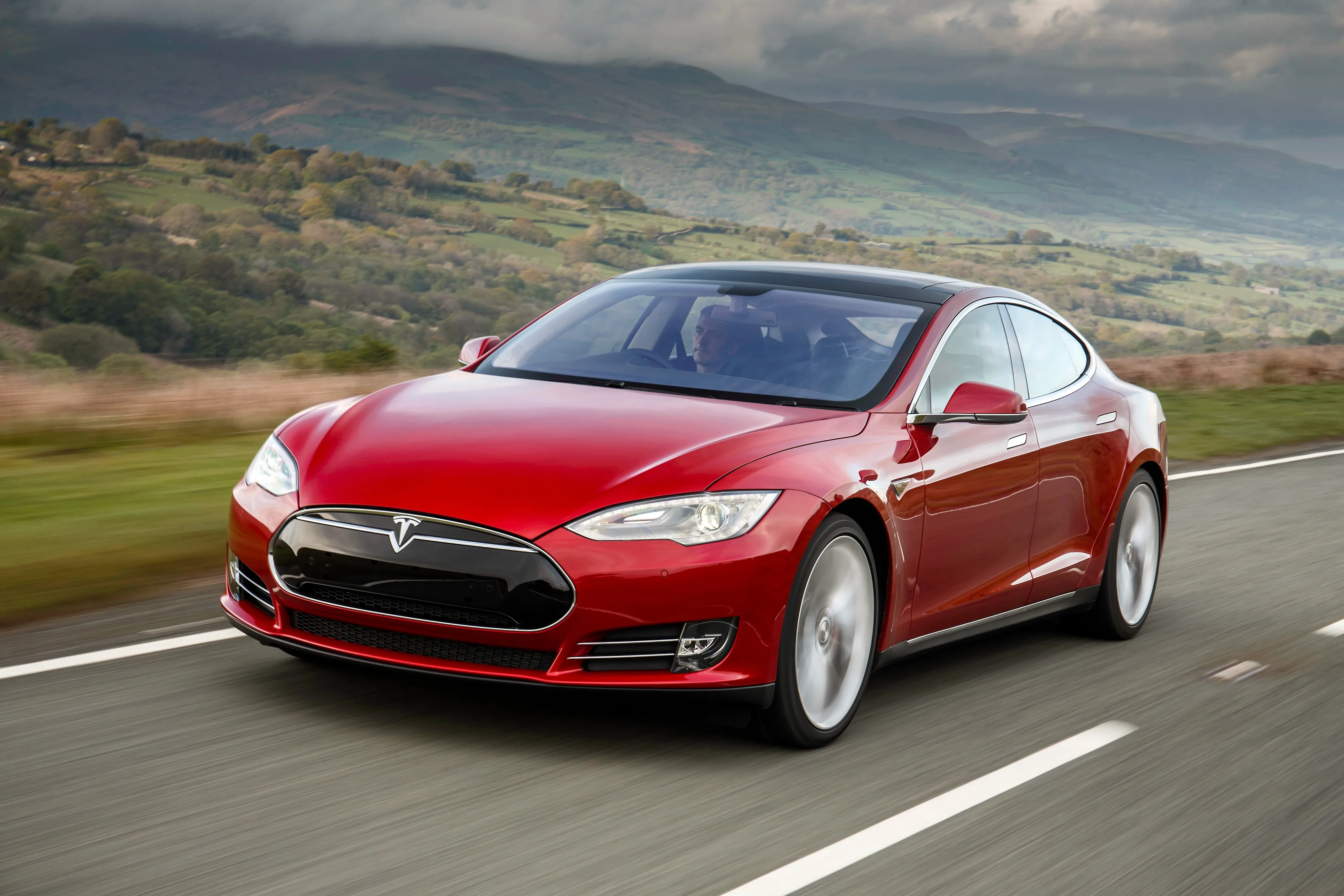 TESLA-MOTORS-Model-S-4693_74.jpg