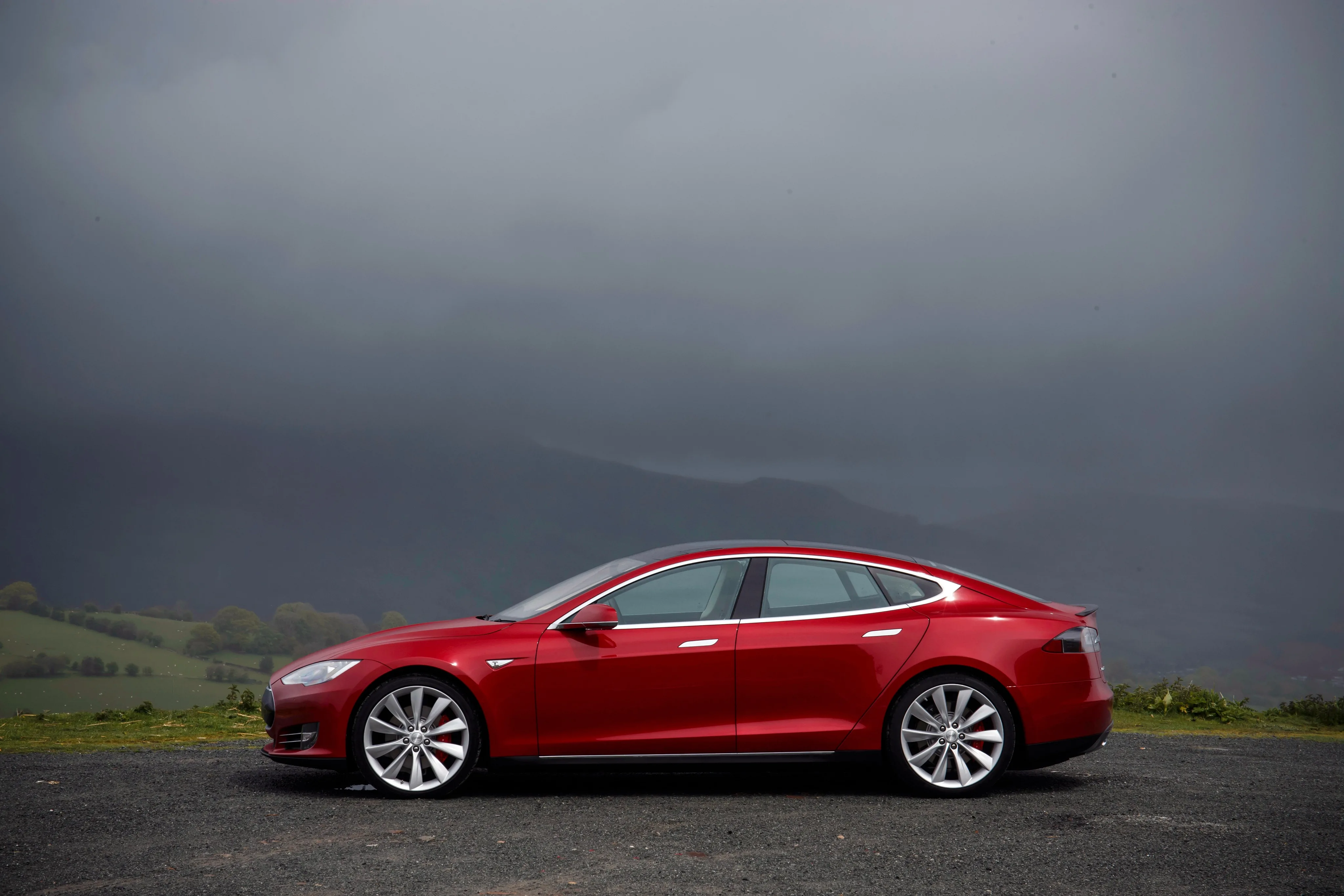 TESLA-MOTORS-Model-S-4693_81.jpg