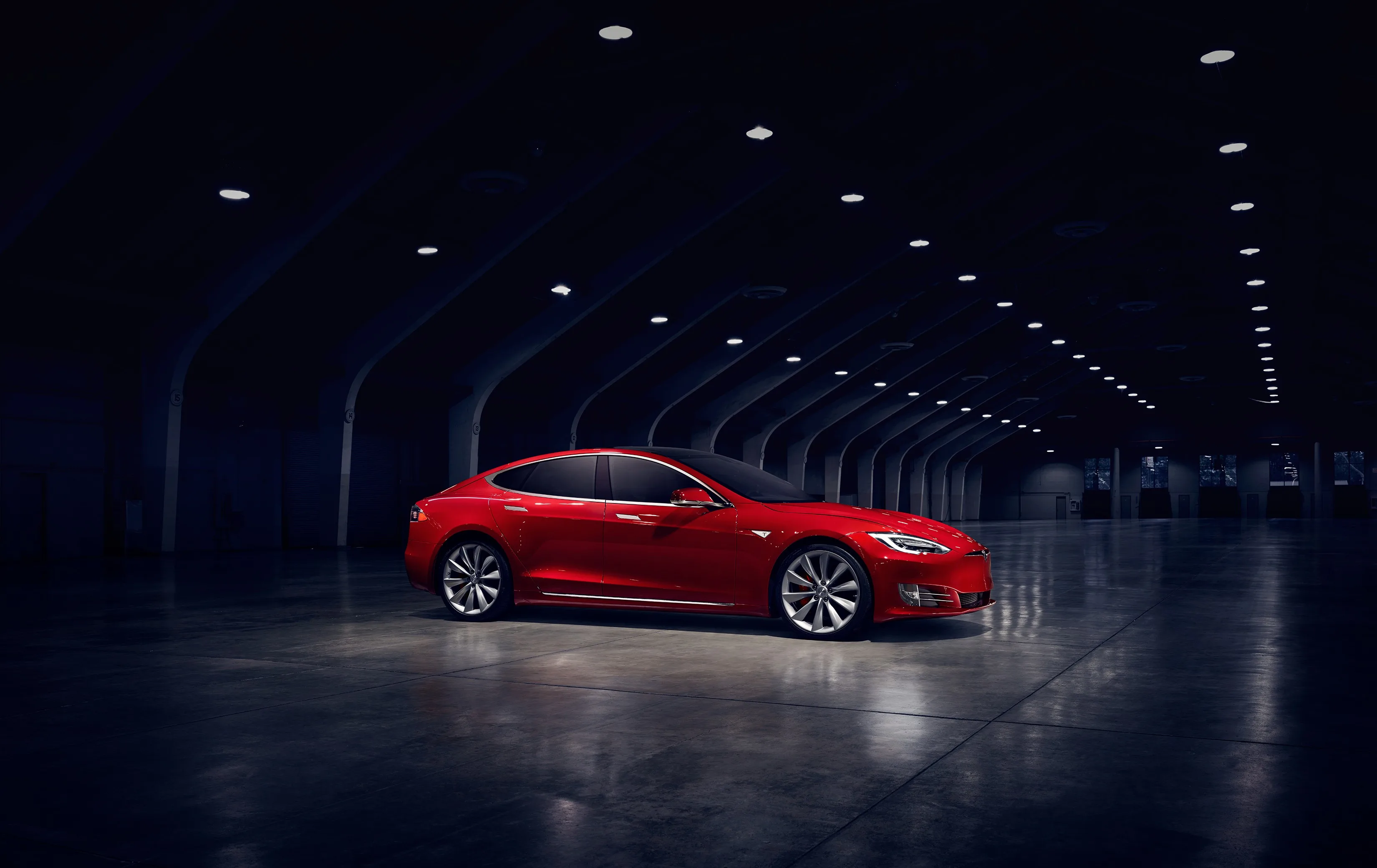 TESLA-MOTORS-Model-S-5659_2.jpeg