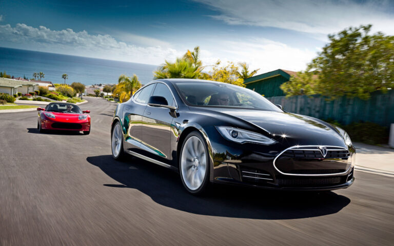 TESLA Model S 2012-2016