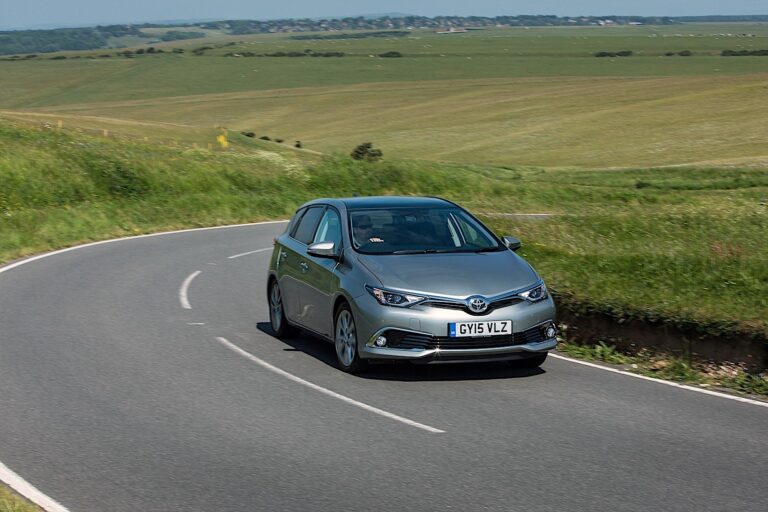 2015 Toyota Auris 5 drzwiowe
