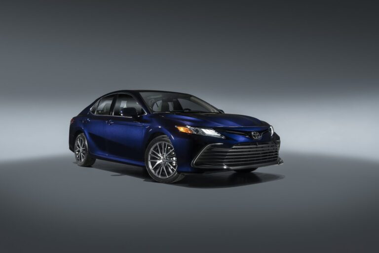 TOYOTA Camry 2020-Present