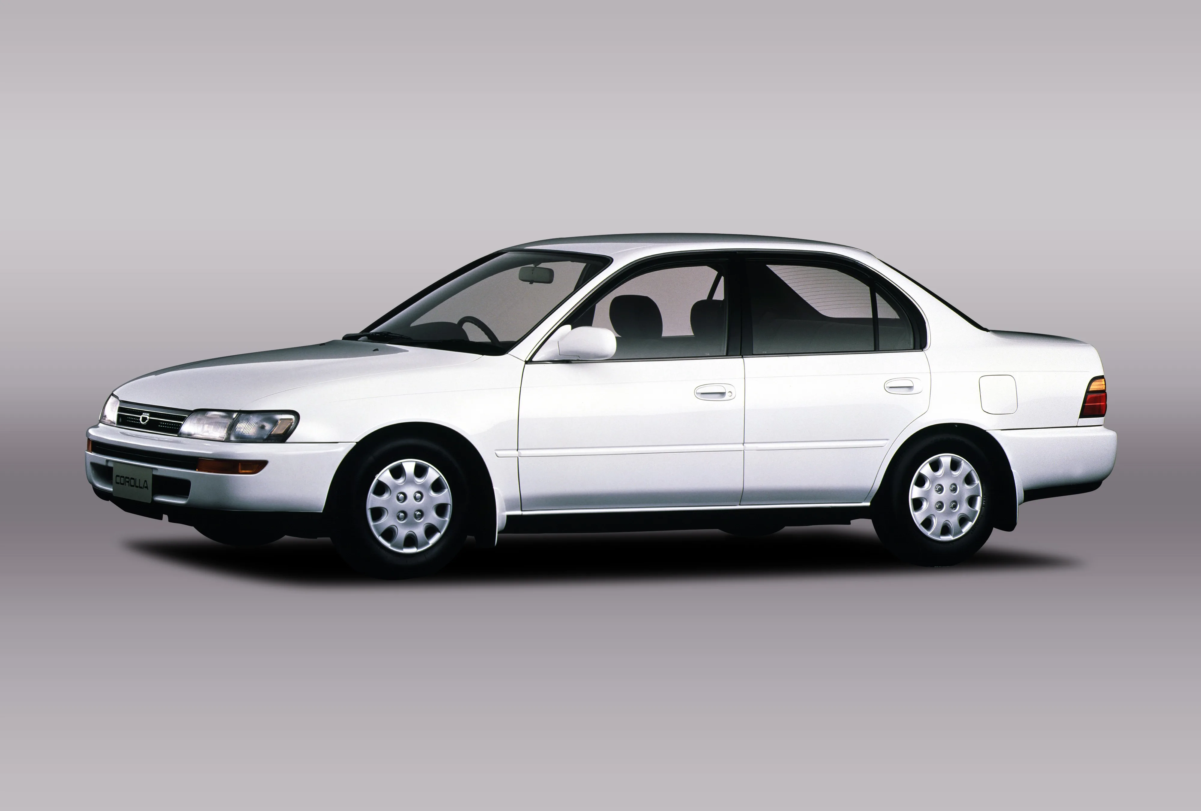 TOYOTA-Corolla-Sedan-3588_36.jpeg