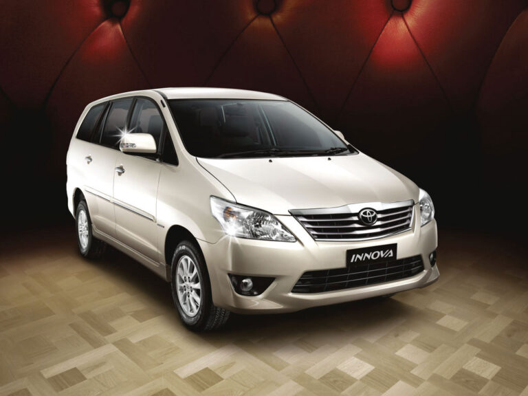 2011Toyota Innova