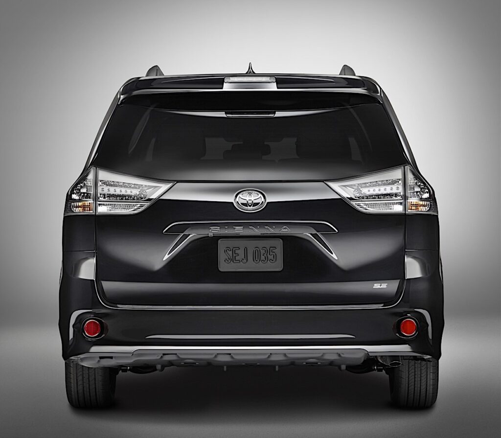 TOYOTA Sienna 2017-2020