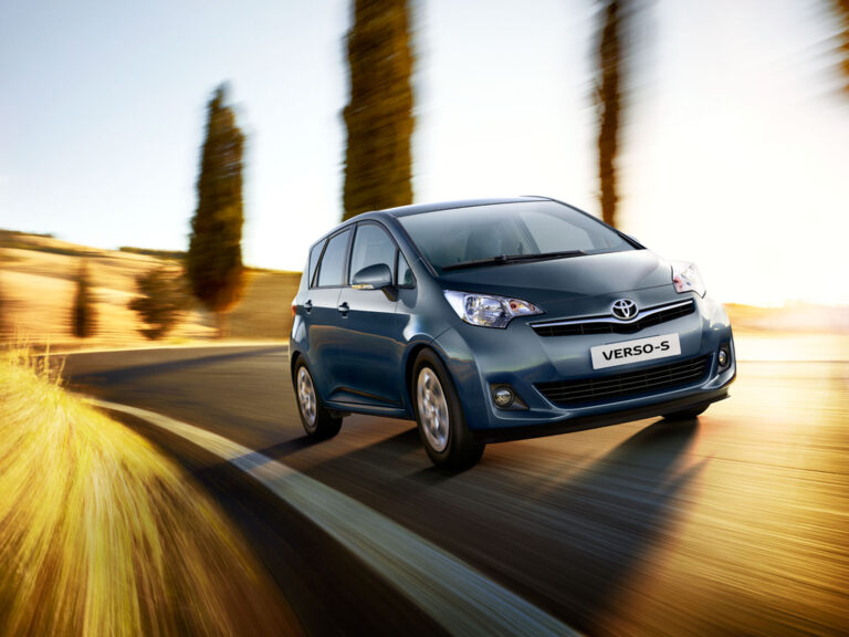 TOYOTA Verso-S 2010-Present