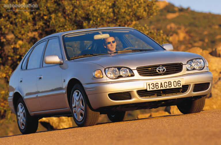 2000 Toyota Corolla 5 drzwiowe