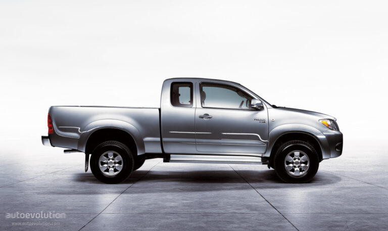 2005 Toyota Hilux Extra Cab