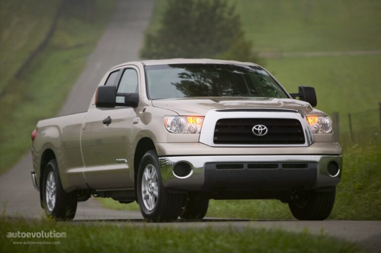 TOYOTA Tundra Double Cab 2006-2013