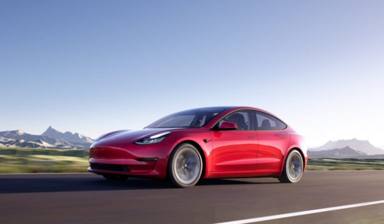 Kryzys sprzedaży Tesli w Niemczech: drastyczny spadek w pierwszym kwartale 2025 roku