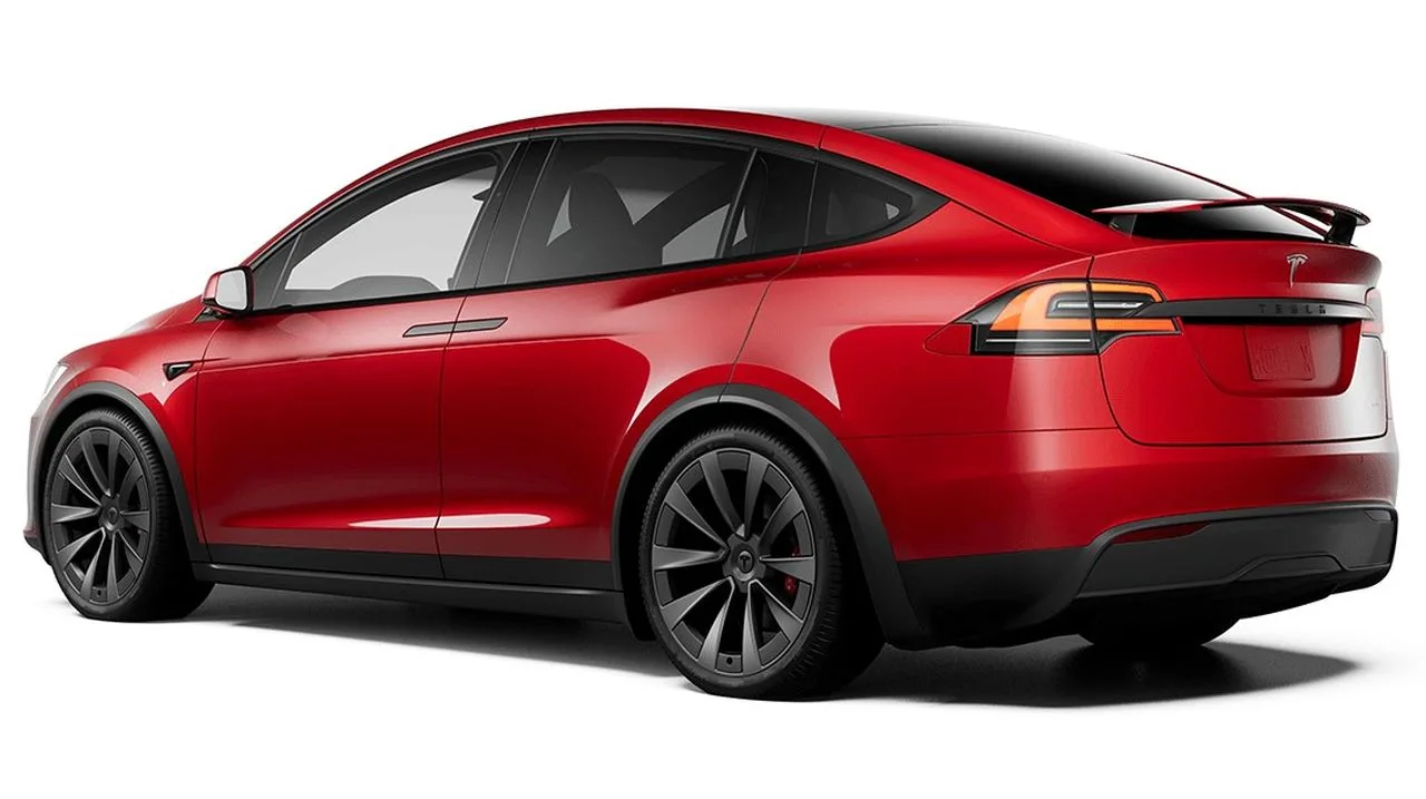 Tesla wciąż liderem na polskim rynku elektryków