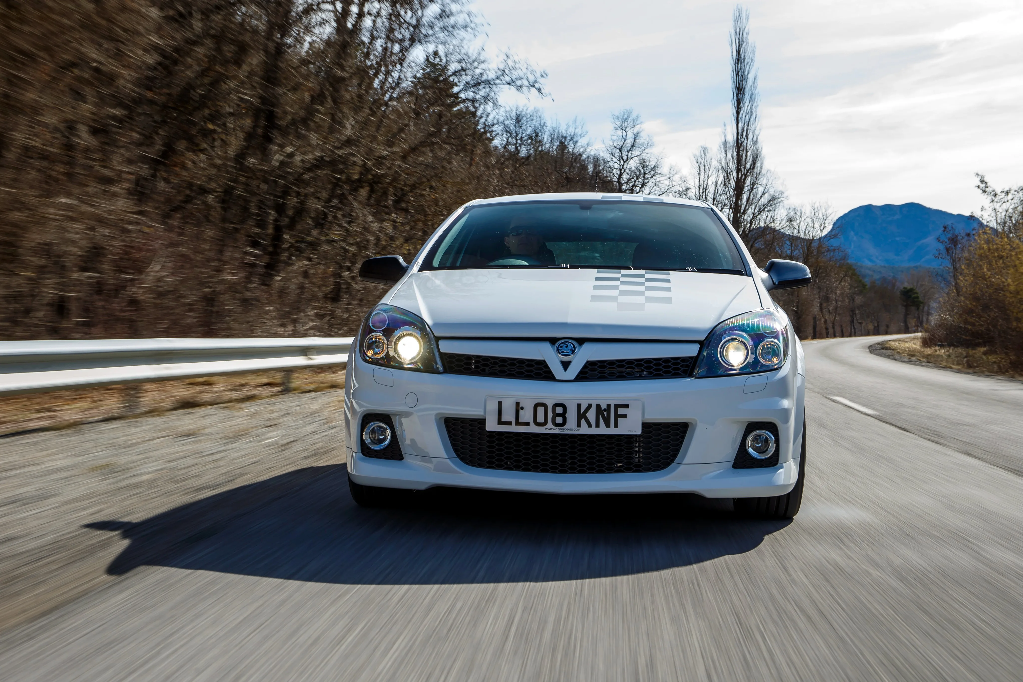 VAUXHALL-Astra-VXR-668_46.jpeg