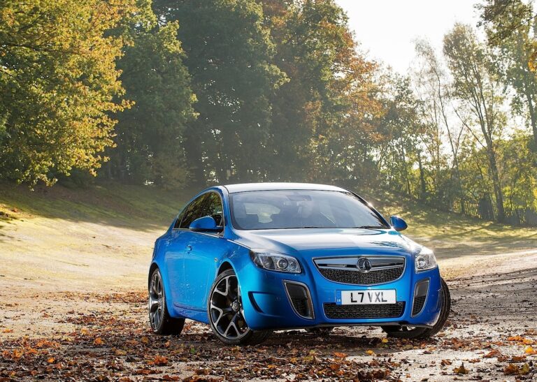 VAUXHALL Insignia VXR Supersport Sedan 2012-Present