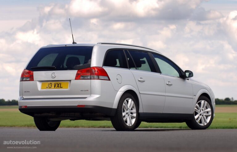 VAUXHALL Vectra Estate 2005-2008