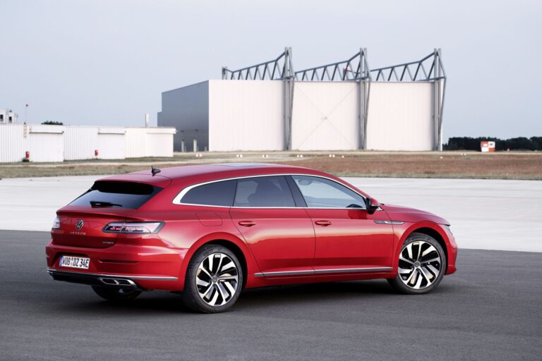 VOLKSWAGEN Arteon Shooting Brake R 2020-Present