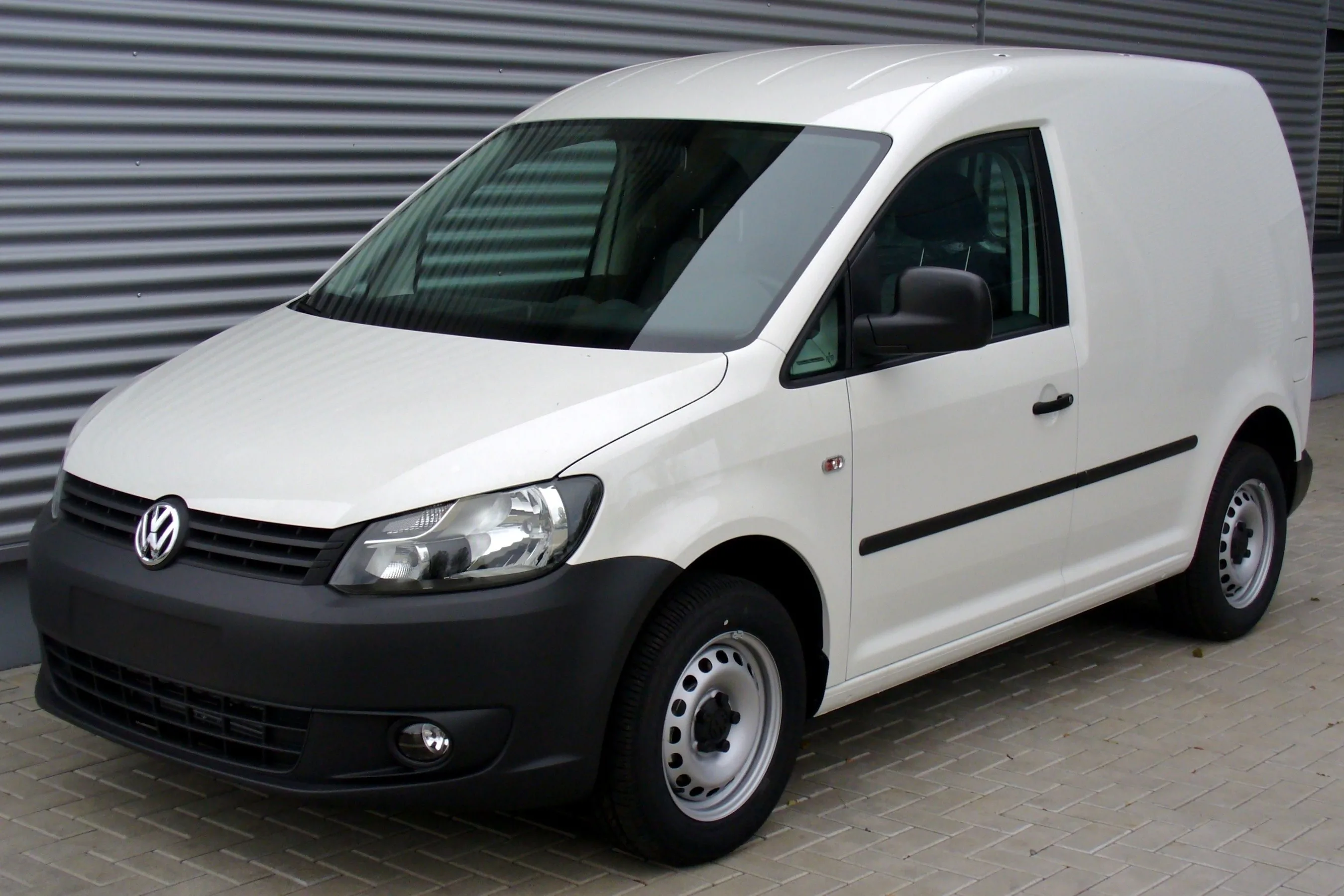 VOLKSWAGEN-Caddy-5139_6.jpg