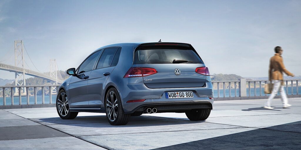 VOLKSWAGEN Golf GTD 5 drzwiowe 2017-2020