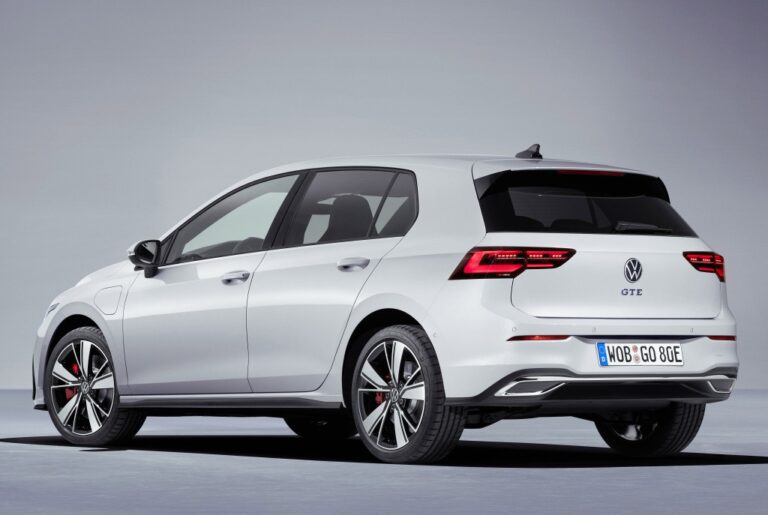 2021 Volkswagen Golf GTE