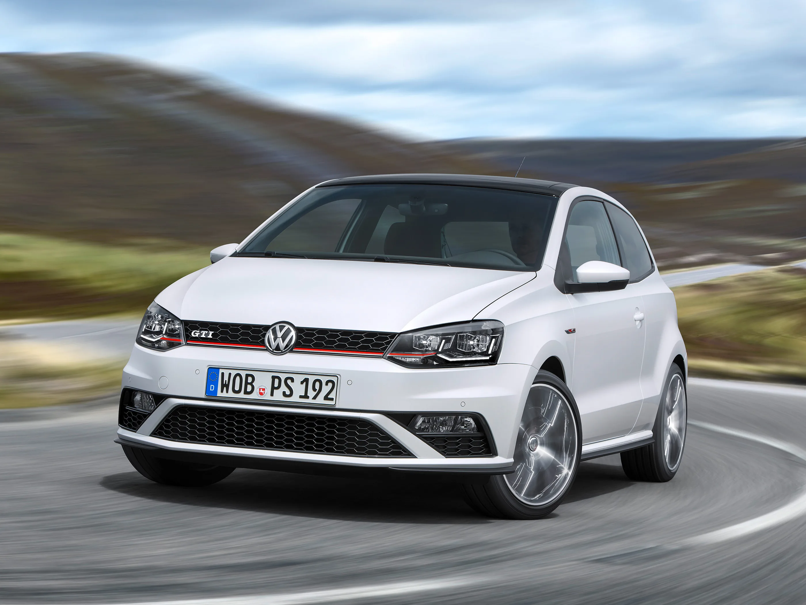 VOLKSWAGEN-Polo-GTI-Facelift-5316_5.jpg