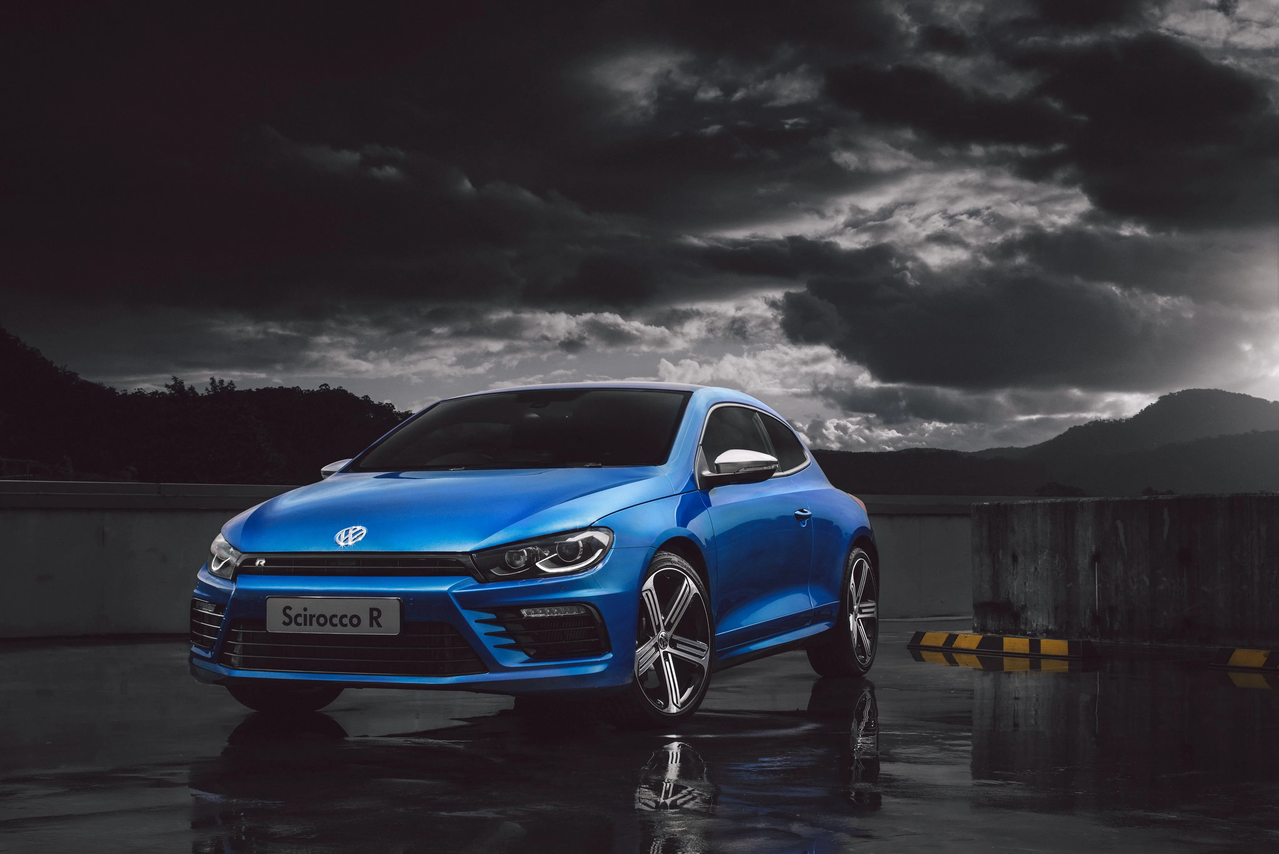 VOLKSWAGEN-Scirocco-R-5140_33.jpg