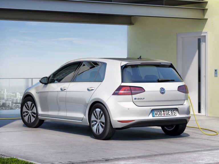 VOLKSWAGEN e-Golf 2014-2016