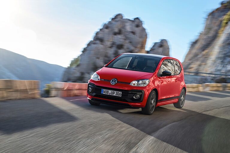 VOLKSWAGEN up! GTI 2018-Present