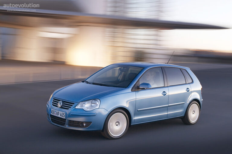 VOLKSWAGEN Polo 5 drzwiowe 2005-2008