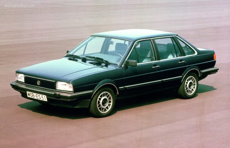 VOLKSWAGEN Santana 1982-1985