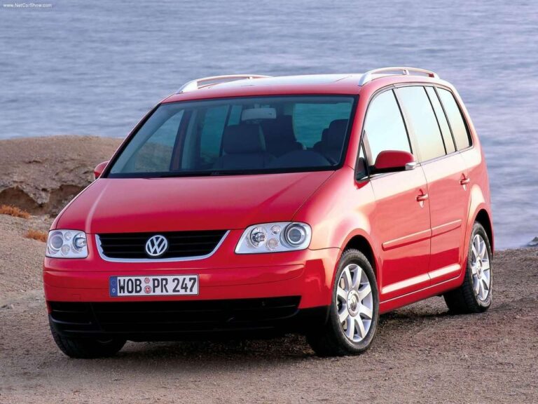 VOLKSWAGEN Touran 2003-2006