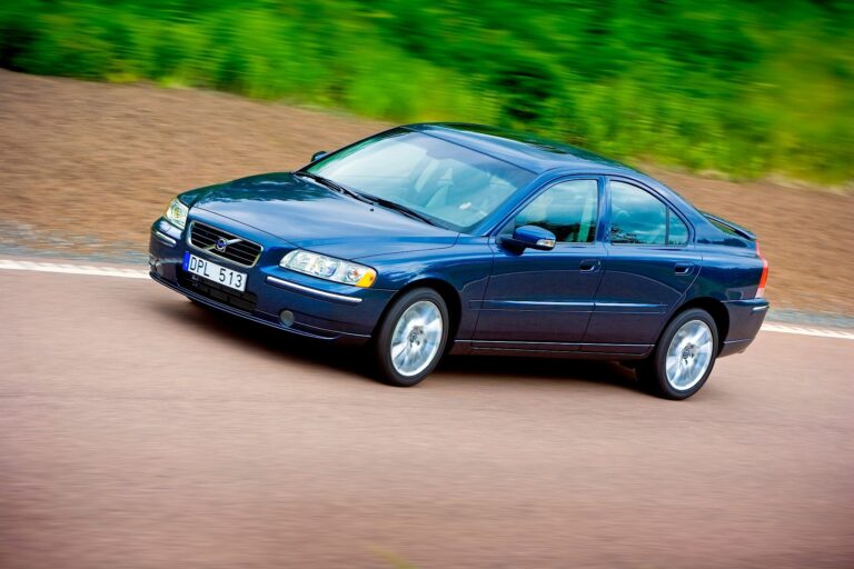 VOLVO S60 2008-2010