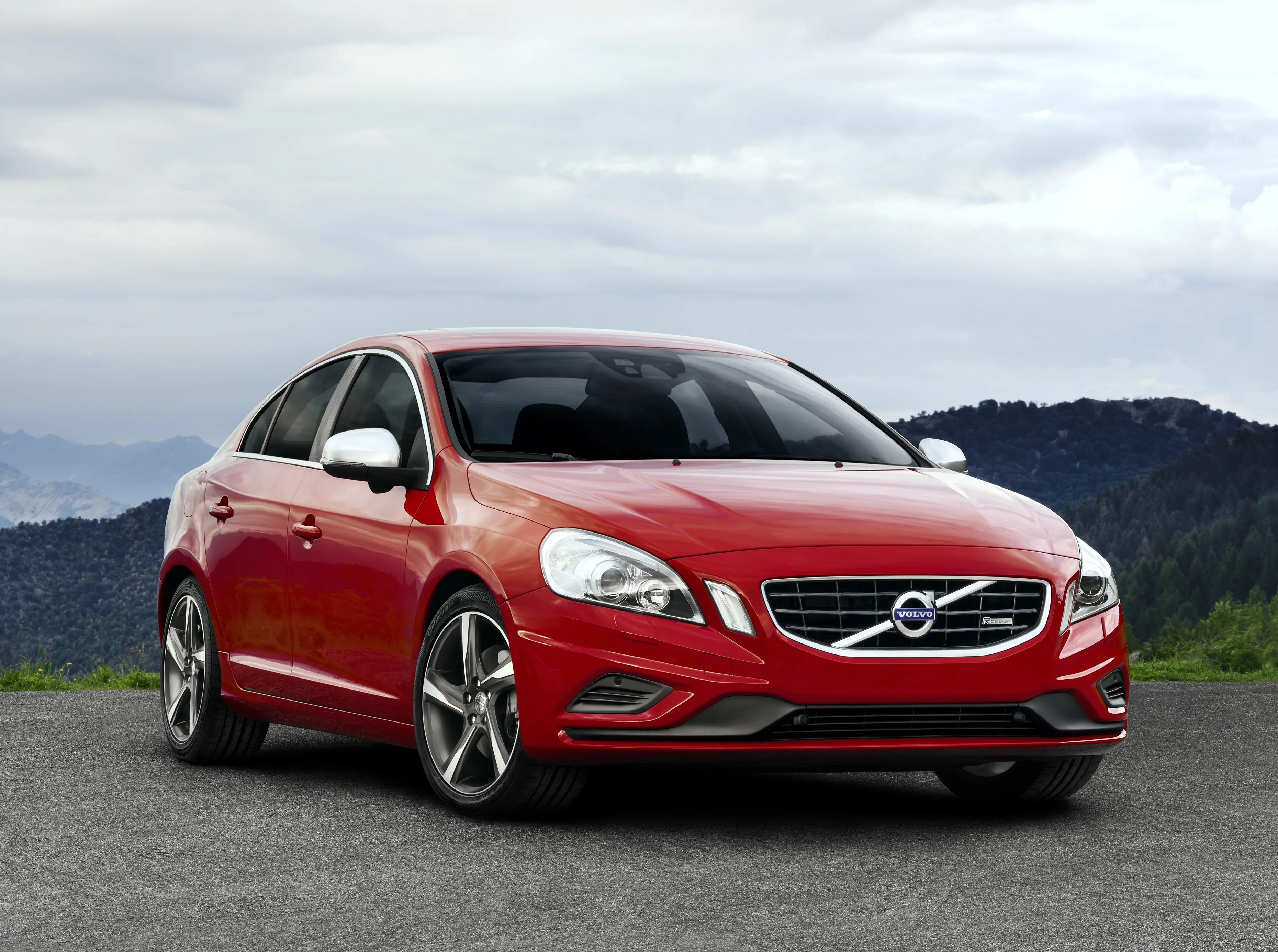 VOLVO-S60-4298_80-1.jpg